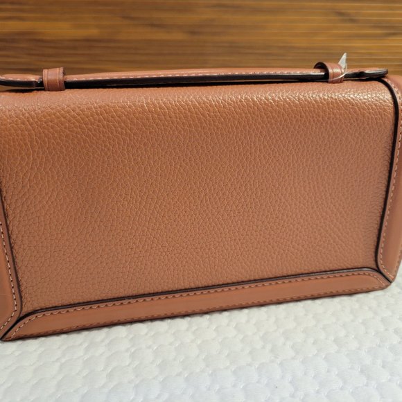 Coach Riley Chain Clutch - Picture 5 of 16